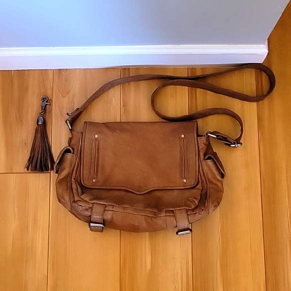 Rebecca Minkoff Admirer Leather Messenger Bag - Picture 3 of 12